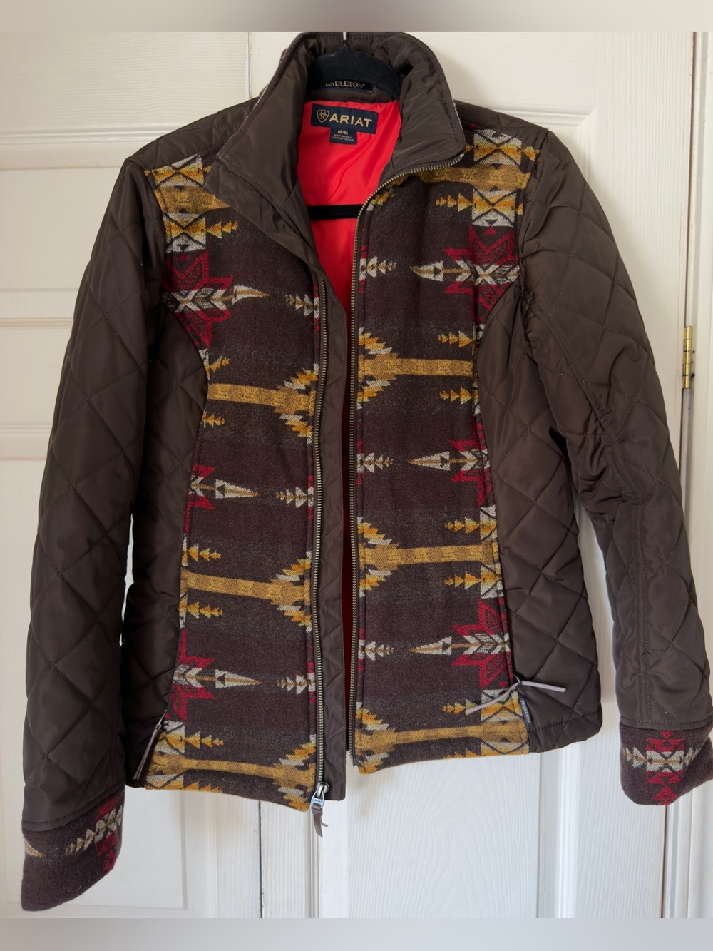 Pendleton x Ariat Aztec Quilted Jacket Women’s Medium Brown